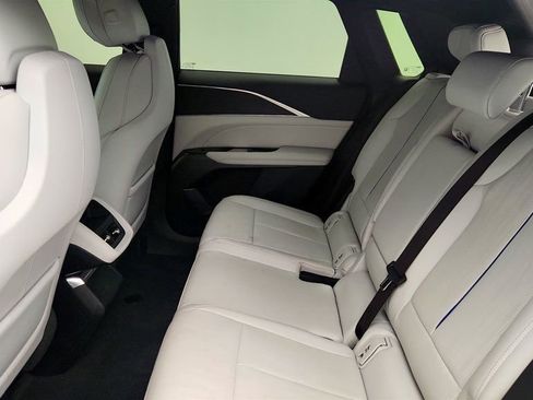 Used 2024 Cadillac Lyriq Sport image 20