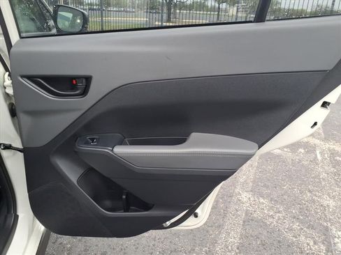 Used 2024 Subaru Crosstrek 2.0i Premium image 19