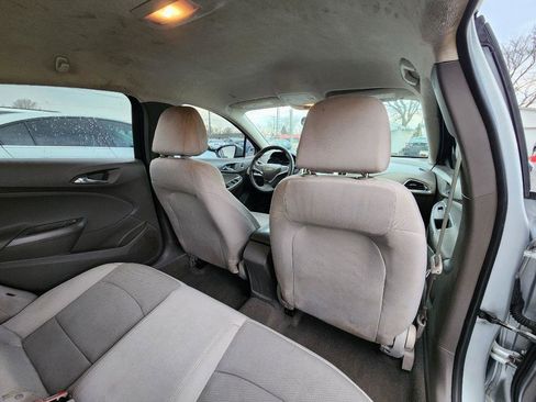 Used 2017 Chevrolet Cruze LS image 20