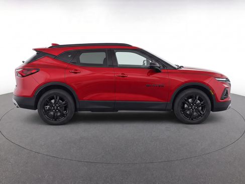 Used 2022 Chevrolet Blazer LT w/ Midnight/Sport Edition FWD image 8