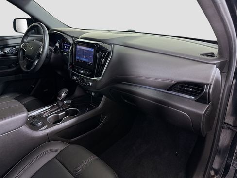 Used 2022 Chevrolet Traverse RS w/ LPO, Floor Liner Package image 30