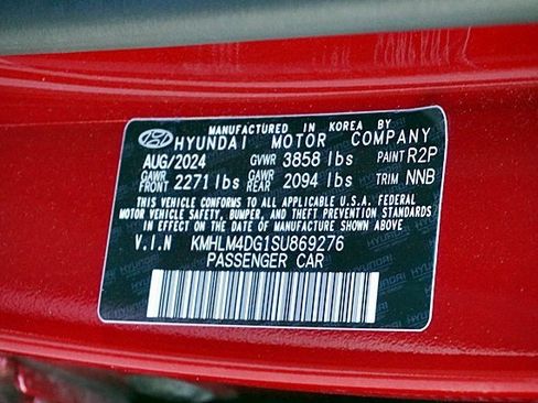 Used 2025 Hyundai Elantra Sport image 30