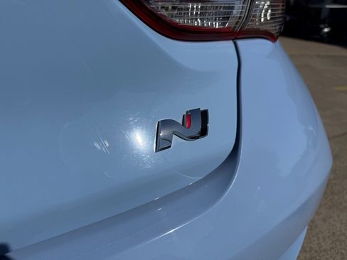 Used 2020 Hyundai Veloster N w/ Performance Package image 11