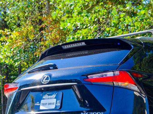 Used 2016 Lexus NX 200t FWD image 11