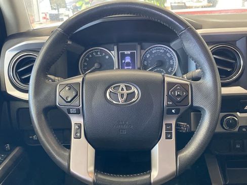 Used 2021 Toyota Tacoma SR5 w/ Blackout Package (TMS) AWD/4WD image 17