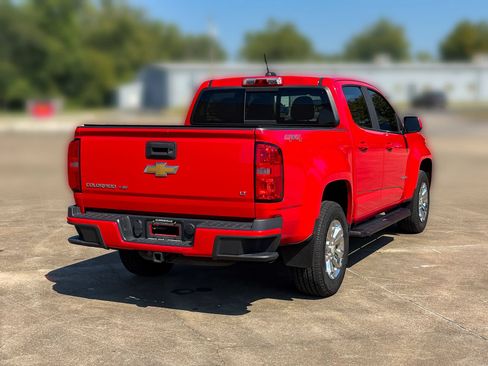 Used 2017 Chevrolet Colorado LT w/ LT Convenience Package AWD/4WD image 8