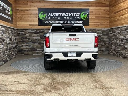 Used 2021 GMC Sierra 1500 AT4 w/ AT4 Preferred Package AWD/4WD image 11