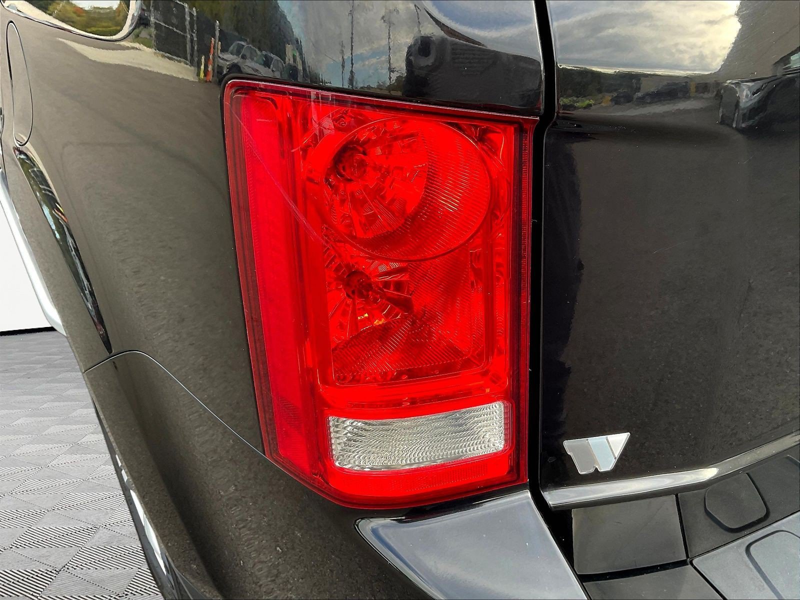 Used 2011 Honda Pilot EX-L image 23