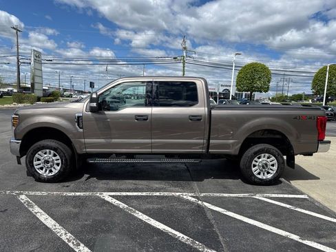 Used 2019 Ford F250 XLT w/ Snow Plow Prep Package AWD/4WD image 12