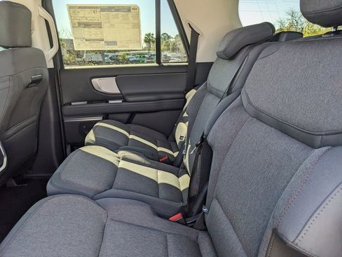 New 2025 Ford Expedition Max Active image 16