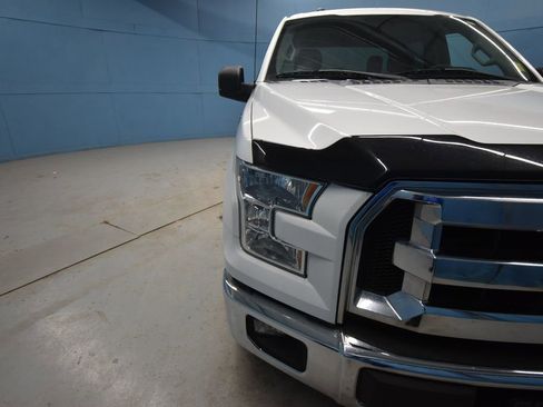 Used 2015 Ford F150 XLT w/ Trailer Tow Package image 38