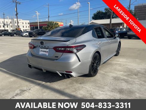 Used 2024 Toyota Camry XSE FWD image 5