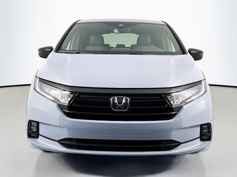 Certified 2023 Honda Odyssey Sport image 2