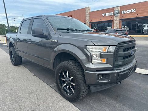 Used 2017 Ford F150 XL w/ Equipment Group 101A Mid AWD/4WD image 2