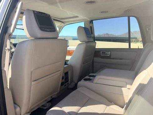 Used 2012 Lincoln Navigator L 2WD image 13