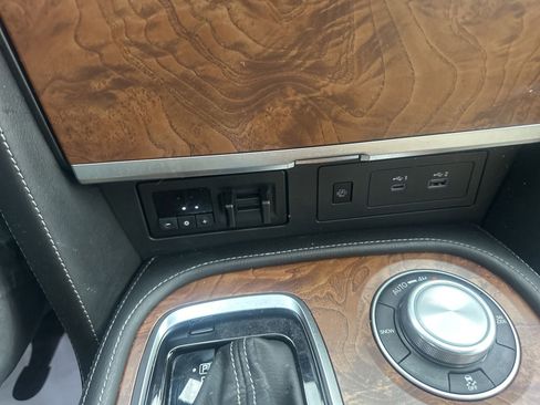 Used 2024 Nissan Armada SL w/ Cargo Package AWD/4WD image 34