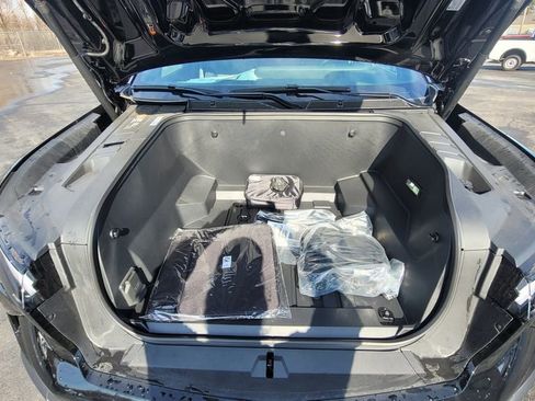 New 2026 Chevrolet Silverado EV Trail Boss w/ Plus Package AWD/4WD image 17