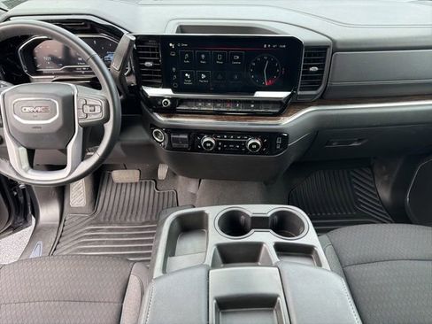 Used 2024 GMC Sierra 1500 SLE image 20