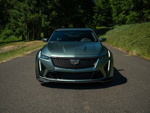 Used 2022 Cadillac CT5 V Blackwing w/ Carbon Fiber Package 2 RWD image 2