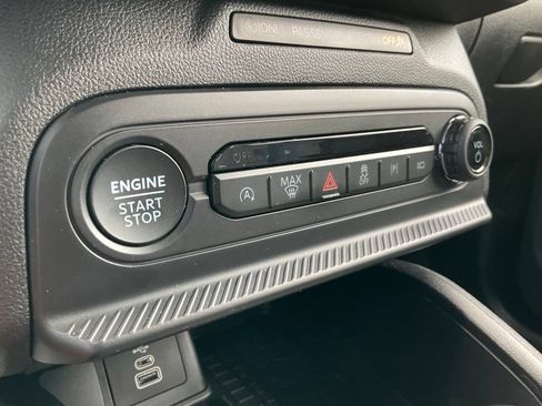 Certified 2025 Ford Bronco Sport Outer Banks w/ Outer Banks Tech Package+ AWD/4WD image 13