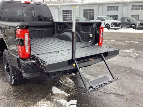 New 2026 Ford F350 Lariat w/ Black Appearance Package AWD/4WD image 18