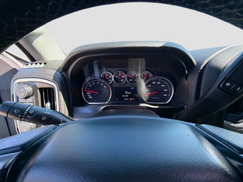 Used 2021 Chevrolet Silverado 1500 RST image 35