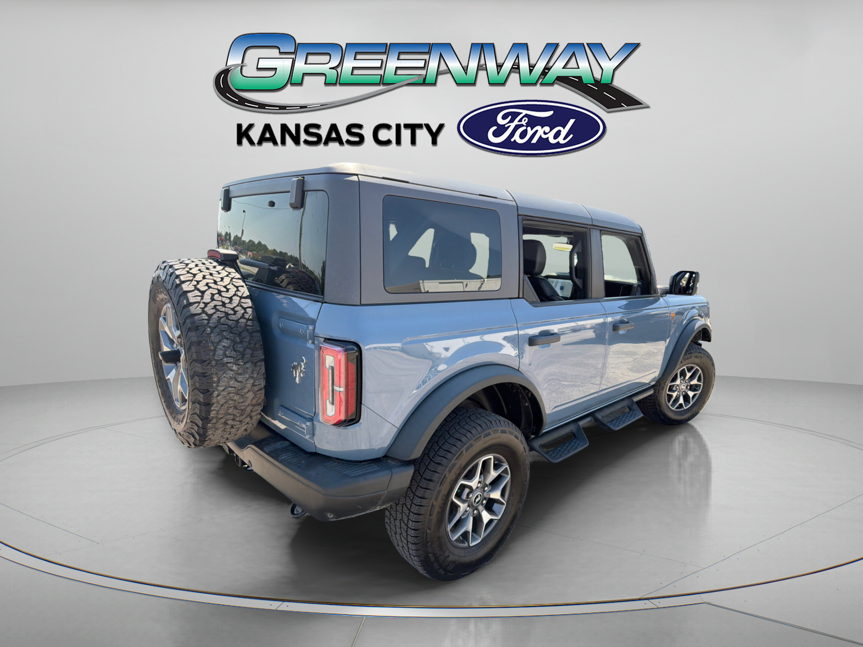 Used 2023 Ford Bronco Badlands AWD/4WD image 8