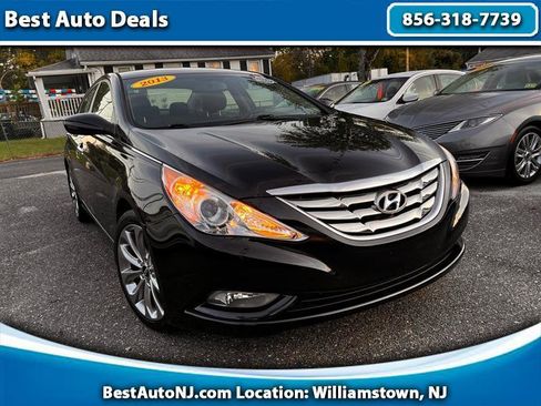 Used 2013 Hyundai Sonata SE FWD image 1