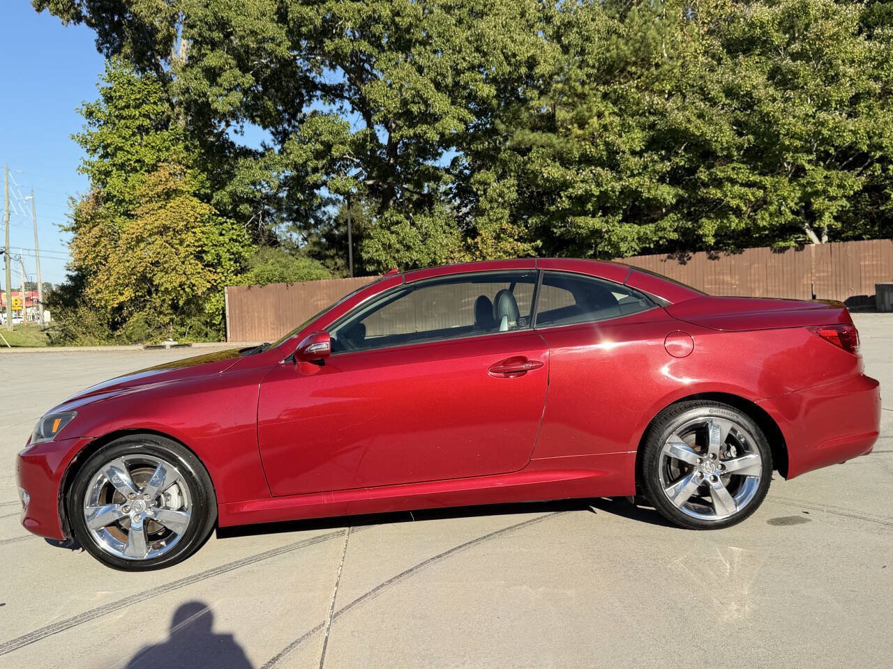 Used 2010 Lexus IS 250C w/ Luxury Pkg RWD image 30