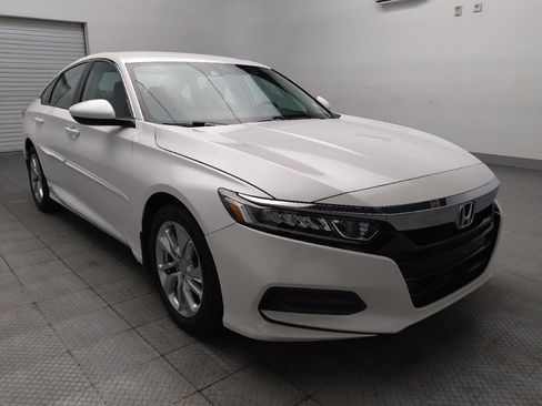 Used 2018 Honda Accord LX image 13