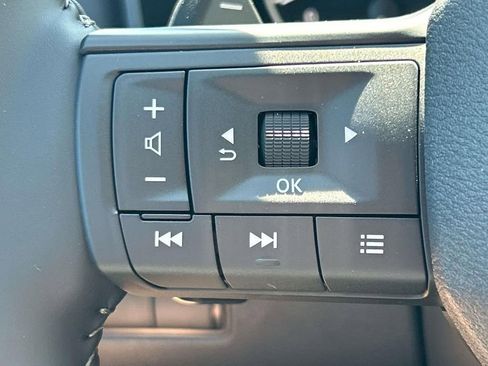 New 2026 Nissan Rogue SV FWD image 26