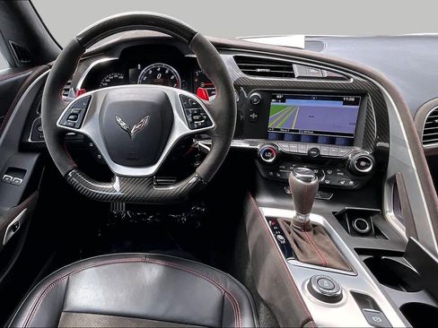 Used 2019 Chevrolet Corvette Grand Sport RWD image 6