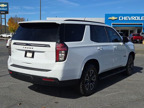 Used 2022 Chevrolet Tahoe Z71 w/ Z71 Off-Road Package image 10
