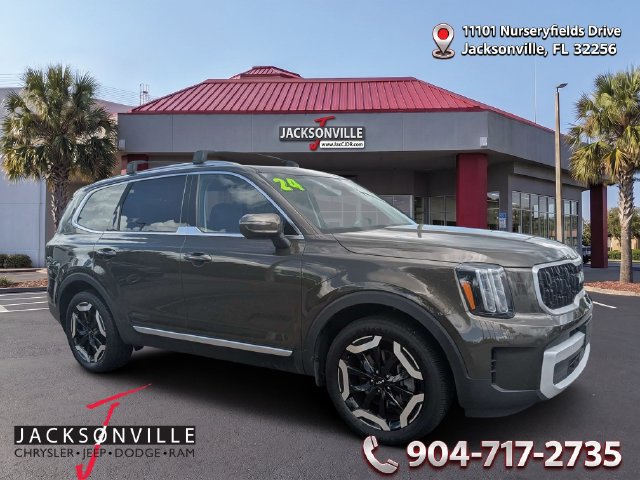 Used 2024 Kia Telluride EX w/ EX Captain's Chair Package AWD/4WD 360° Tour