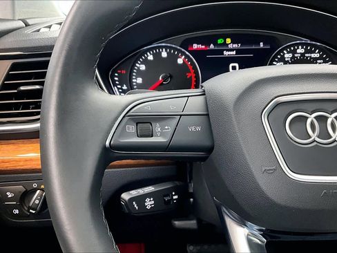 Certified 2023 Audi Q5 2.0T Premium w/ Convenience Package image 23