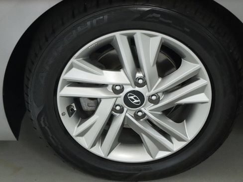 Used 2020 Hyundai Elantra Value Edition w/ Cargo Package (C1) FWD image 38
