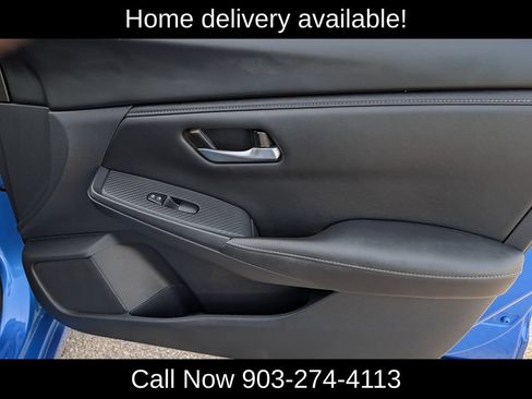 Used 2025 Nissan Sentra SV FWD image 32