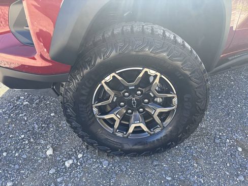 New 2026 Chevrolet Colorado ZR2 w/ Technology Package AWD/4WD image 13