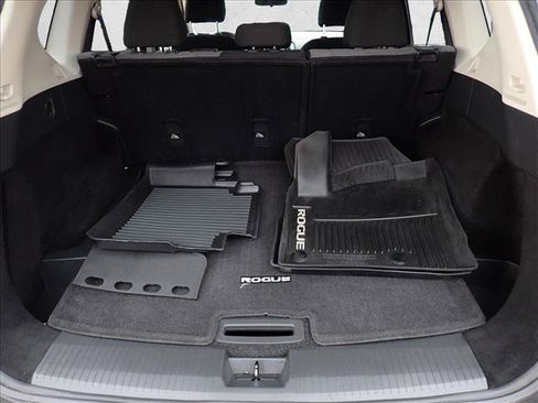 Used 2021 Nissan Rogue SV AWD/4WD image 8