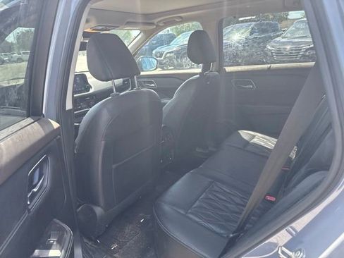 Used 2021 Nissan Rogue Platinum AWD/4WD image 23