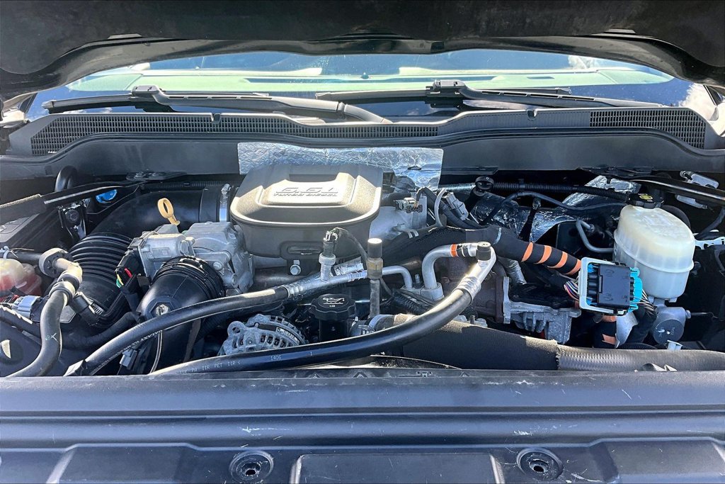 Used 2016 Chevrolet Silverado 2500 High Country w/ Duramax Plus Package AWD/4WD image 10