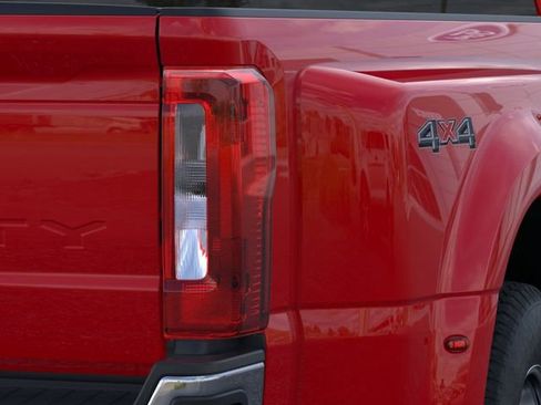 New 2026 Ford F350 XLT image 21