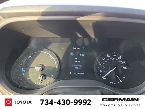 Used 2022 Toyota Sienna XLE image 33