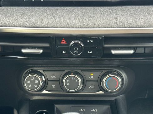 New 2026 Nissan Kicks S image 23