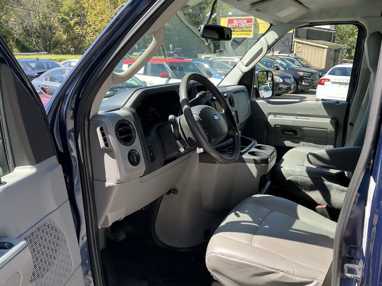 Used 2013 Ford E-350 and Econoline 350 Extended Super Duty w/ Commercial Cargo Van Pkg RWD image 16