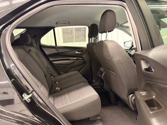 Used 2024 Chevrolet Equinox LT FWD image 9