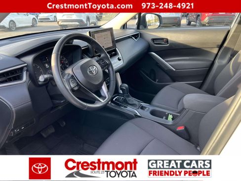 Used 2023 Toyota Corolla Cross LE image 30
