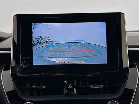 Used 2023 Toyota Corolla SE image 13