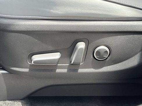 Certified 2025 Hyundai Palisade SEL FWD image 24