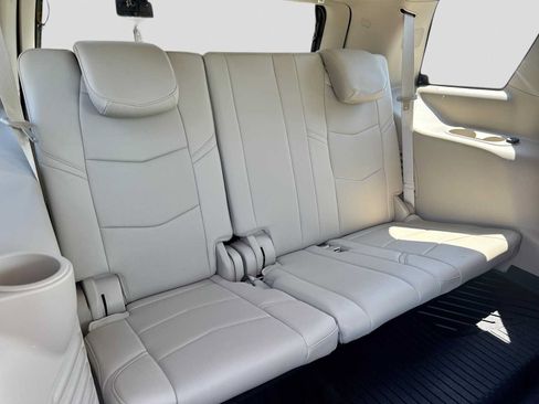 Used 2019 Cadillac Escalade Luxury w/ LPO, Radiant Package AWD/4WD image 22
